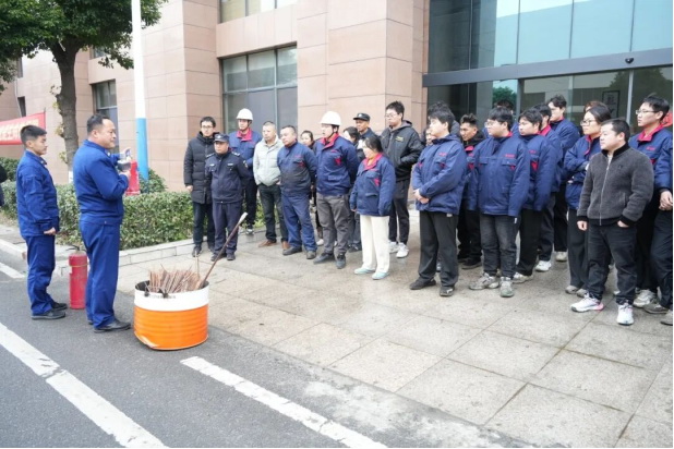 Building a 'firewall' to prevent fires from happening - Remote shares carry out dormitory building fire safety drills